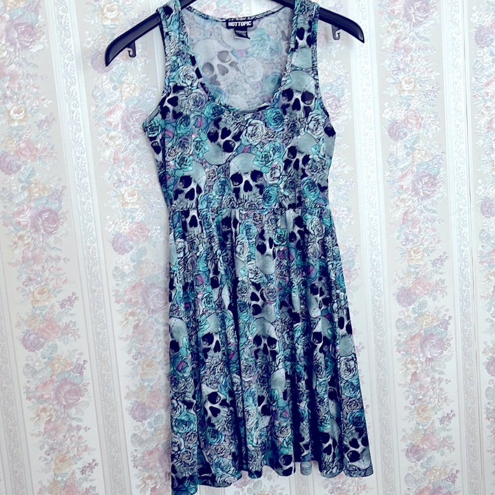 Hot Topic Floral Skull Dress M
